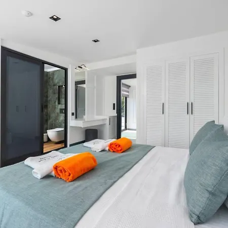 فيلة 5 Bedroom - 1088