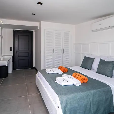 فيلة 5 Bedroom - 1088