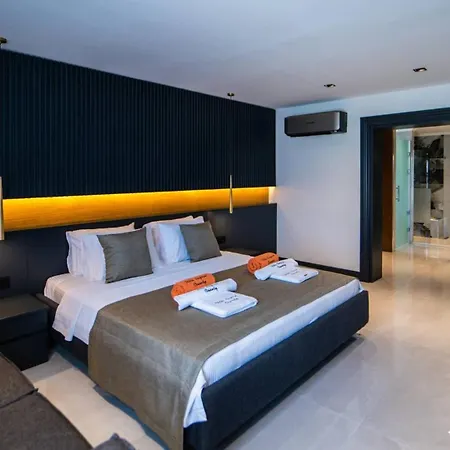 5 Bedroom - 1088