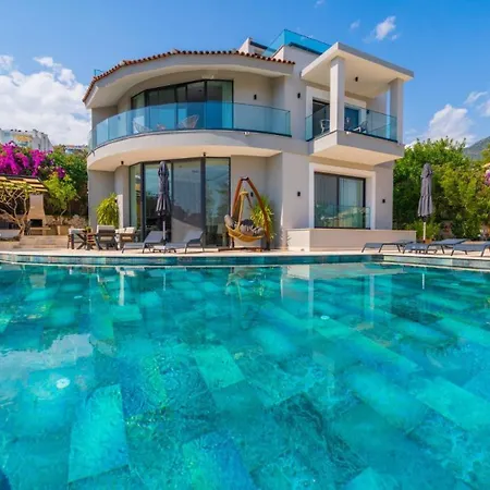 فيلة 5 Bedroom - 1088 *