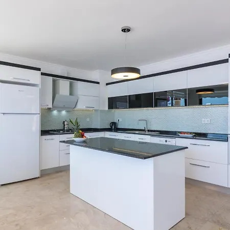5 Bedroom - 5198 Kalkan