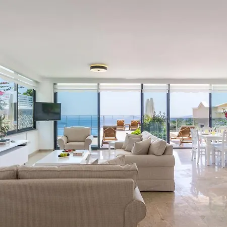 5 Bedroom - 5198 Villa Kalkan